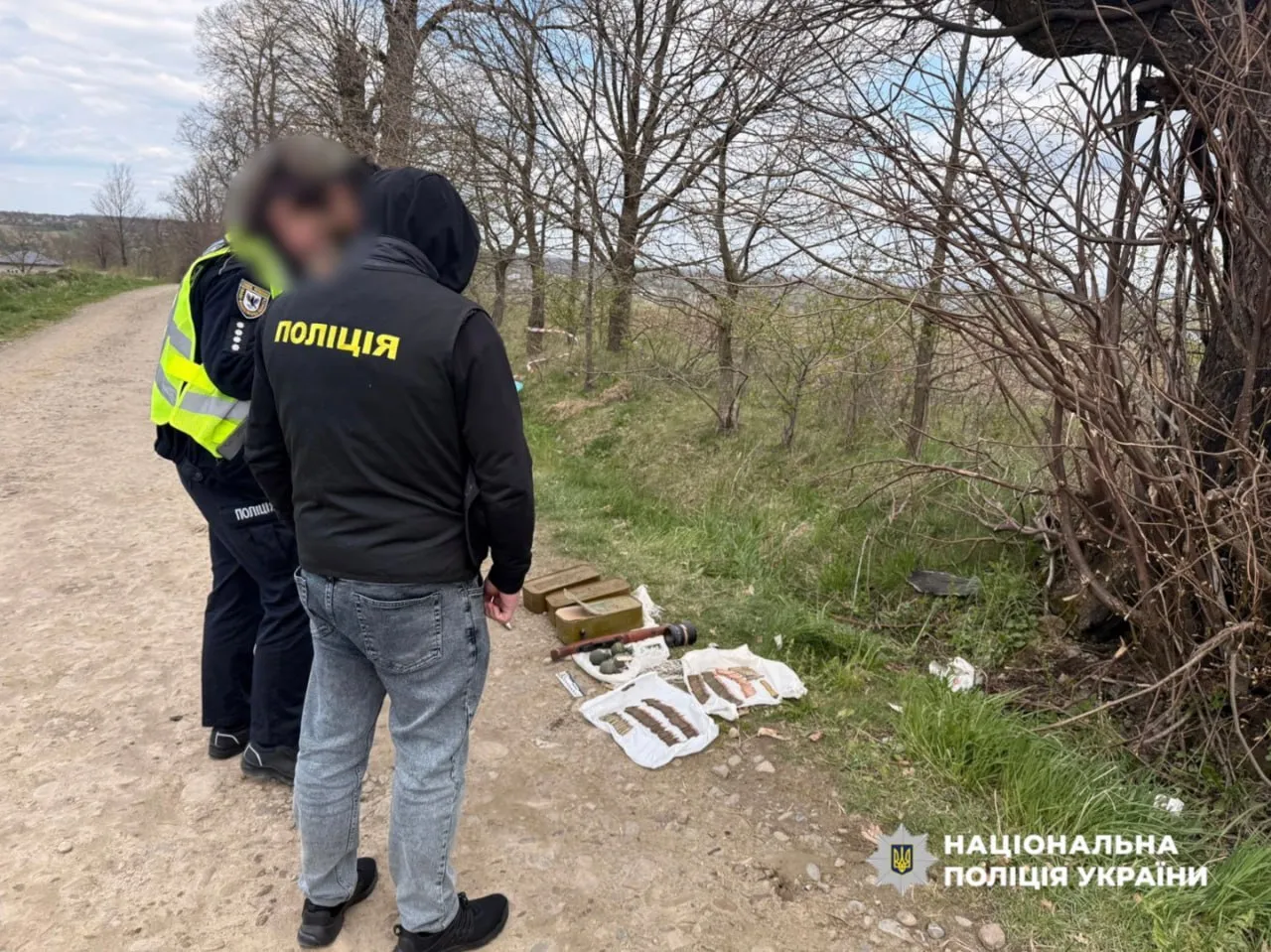 The police have seized over 1,000 weapons and rounds of ammunition in various regions of Ukraine
