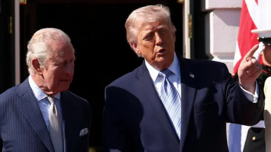 Трамп скасує мита на шотландське віскі після візиту короля Британії