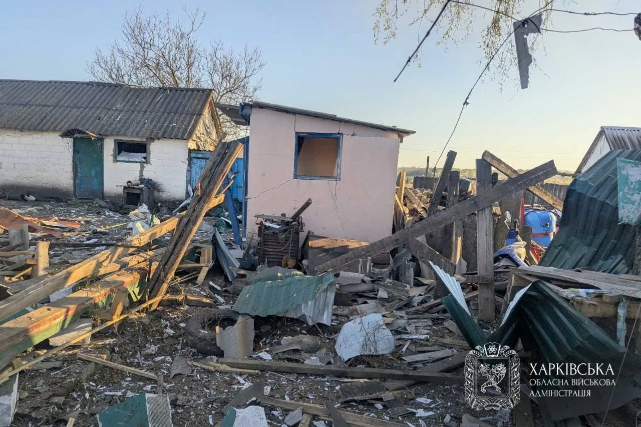 Russian strikes on regions of Ukraine have left people dead and injured