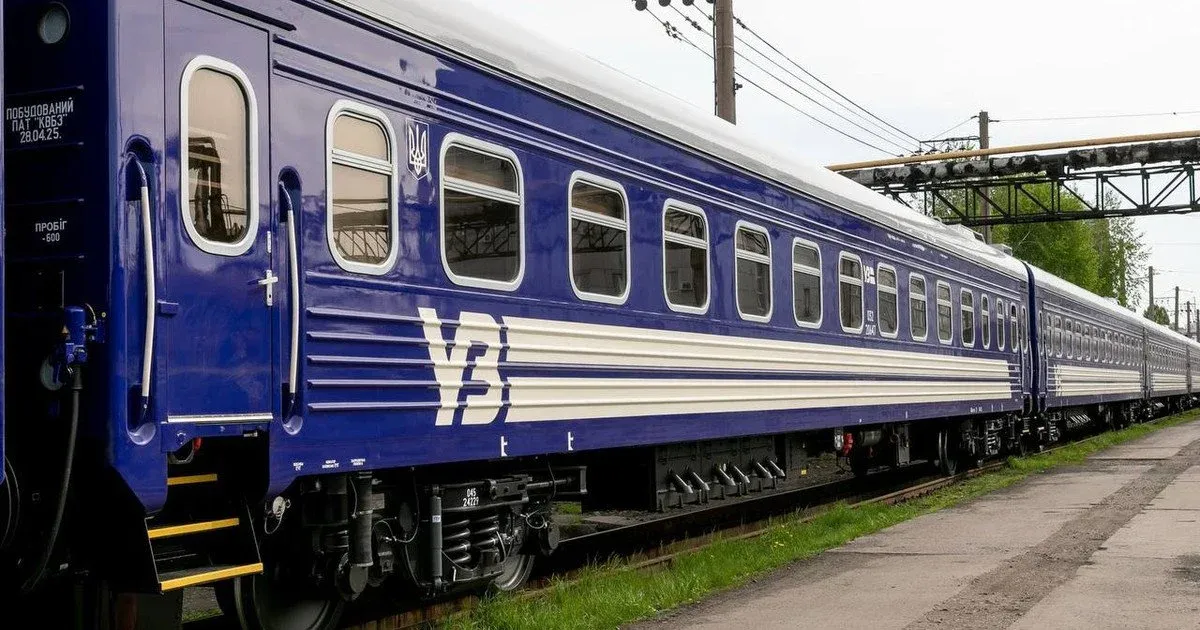 Укрзалізниця встановить понад 800 укриттів після атак на залізницю