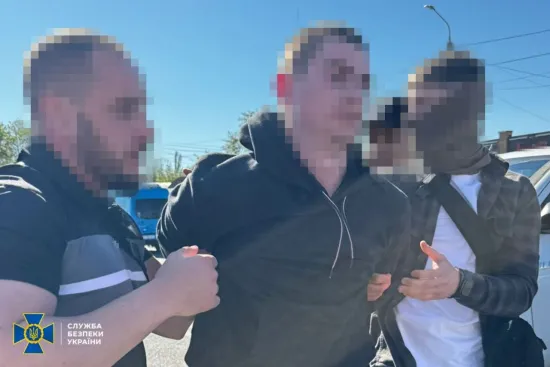 СБУ та Нацполіція затримали підозрюваних у підриві автомобіля військового у Дніпрі