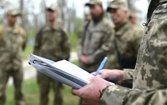 У Дніпрі чоловік помер під час проходження ВЛК: що кажуть у ТЦК