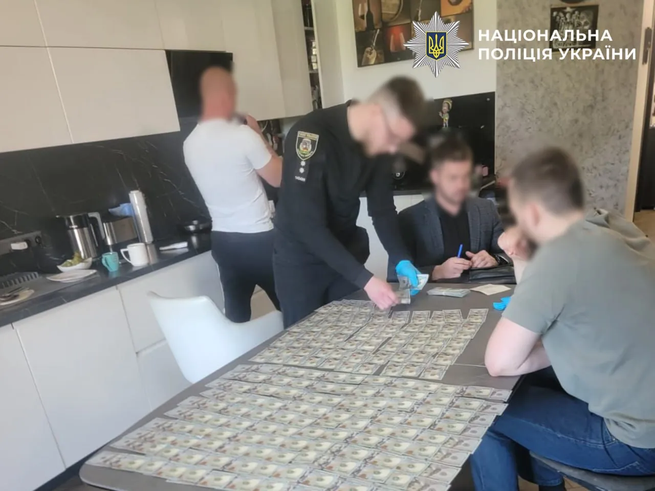 На Київщині викрили схему із закупівлею генераторів за завищеними цінами