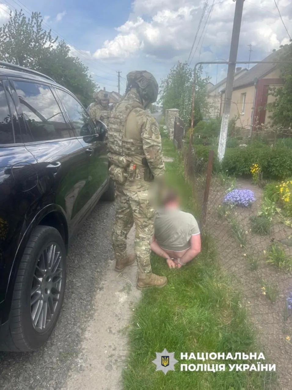 The National Police have uncovered a group of individuals who were ‘abducting’ soldiers from their units for $15,000
