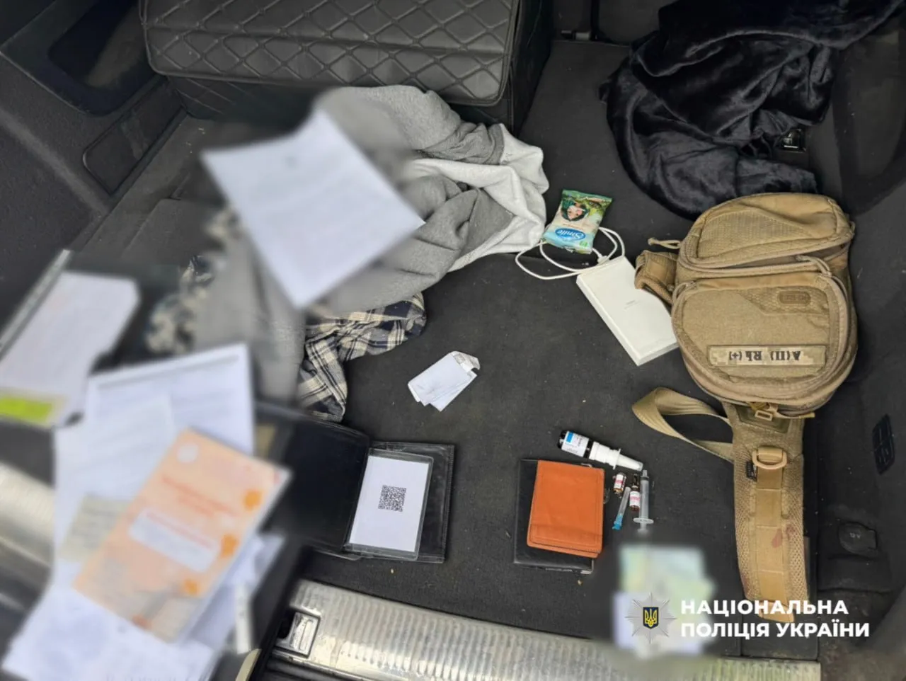 The National Police have uncovered a group of individuals who were ‘abducting’ soldiers from their units for $15,000
