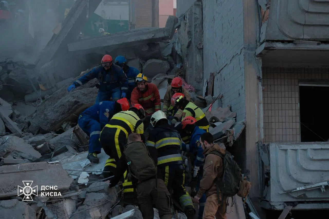 Massive Russian attack on Kyiv and the surrounding region: one person has been killed, and the number of casualties has risen to 31