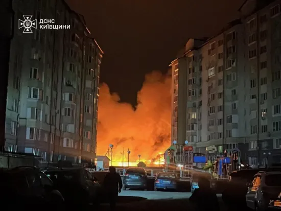 Massive night attacks by Russia: explosions in Kyiv, fires in the regions, and civilian casualties