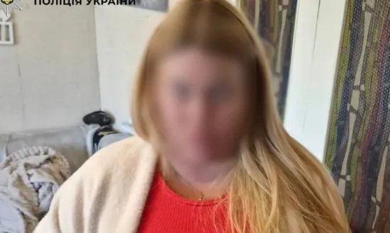 У Києві жінка вистрелила з пістолета в чоловіка, бо він дорікнув їй за «гучну поведінку»