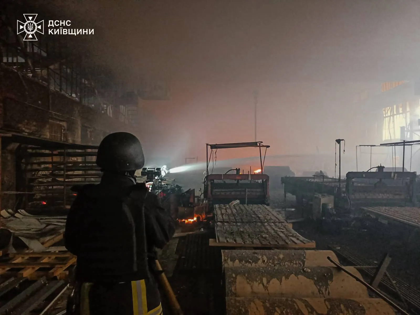 A major fire at a furniture factory in Irpin has been brought under control (VIDEO)