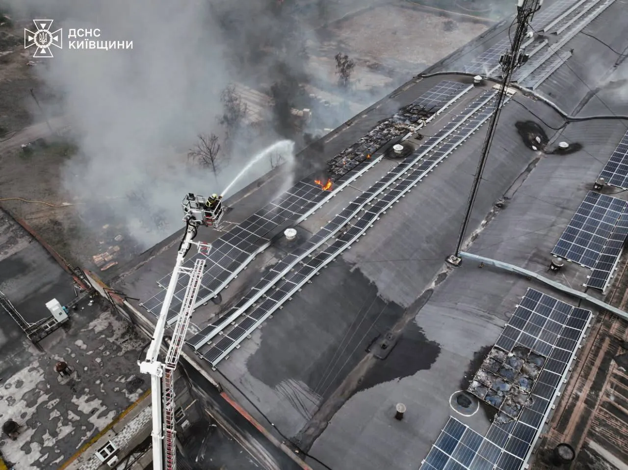 A major fire at a furniture factory in Irpin has been brought under control (VIDEO)