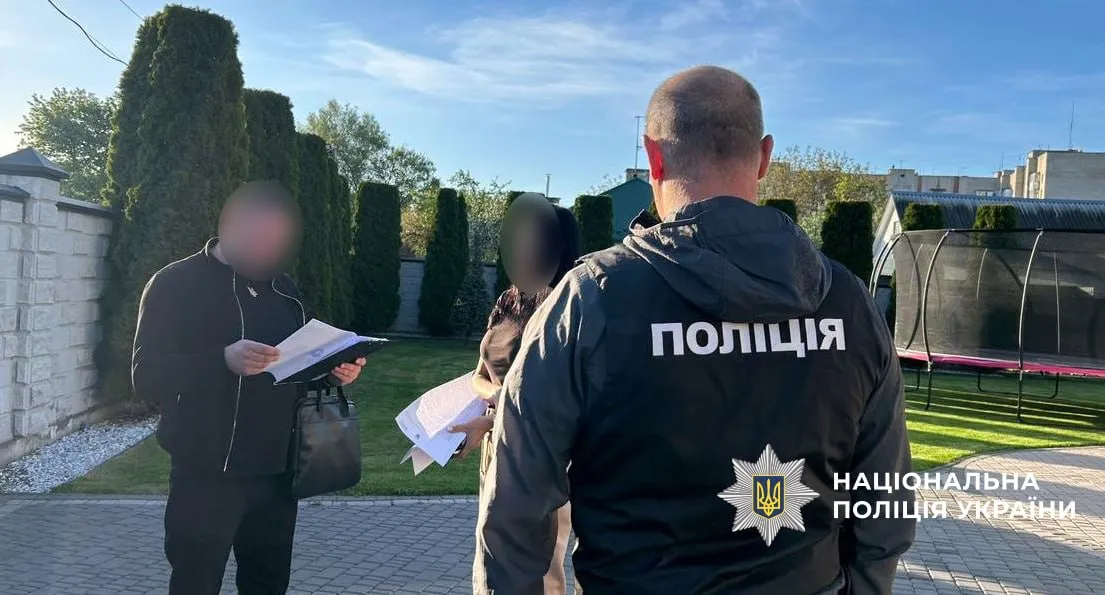 The National Police have uncovered a scheme to evade nearly 40 million hryvnias in taxes within a second-hand clothing chain