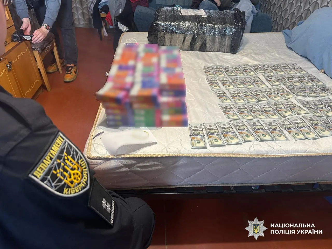 The National Police in the Kharkiv region have uncovered a large-scale operation involving the production and sale of counterfeit cigarettes
