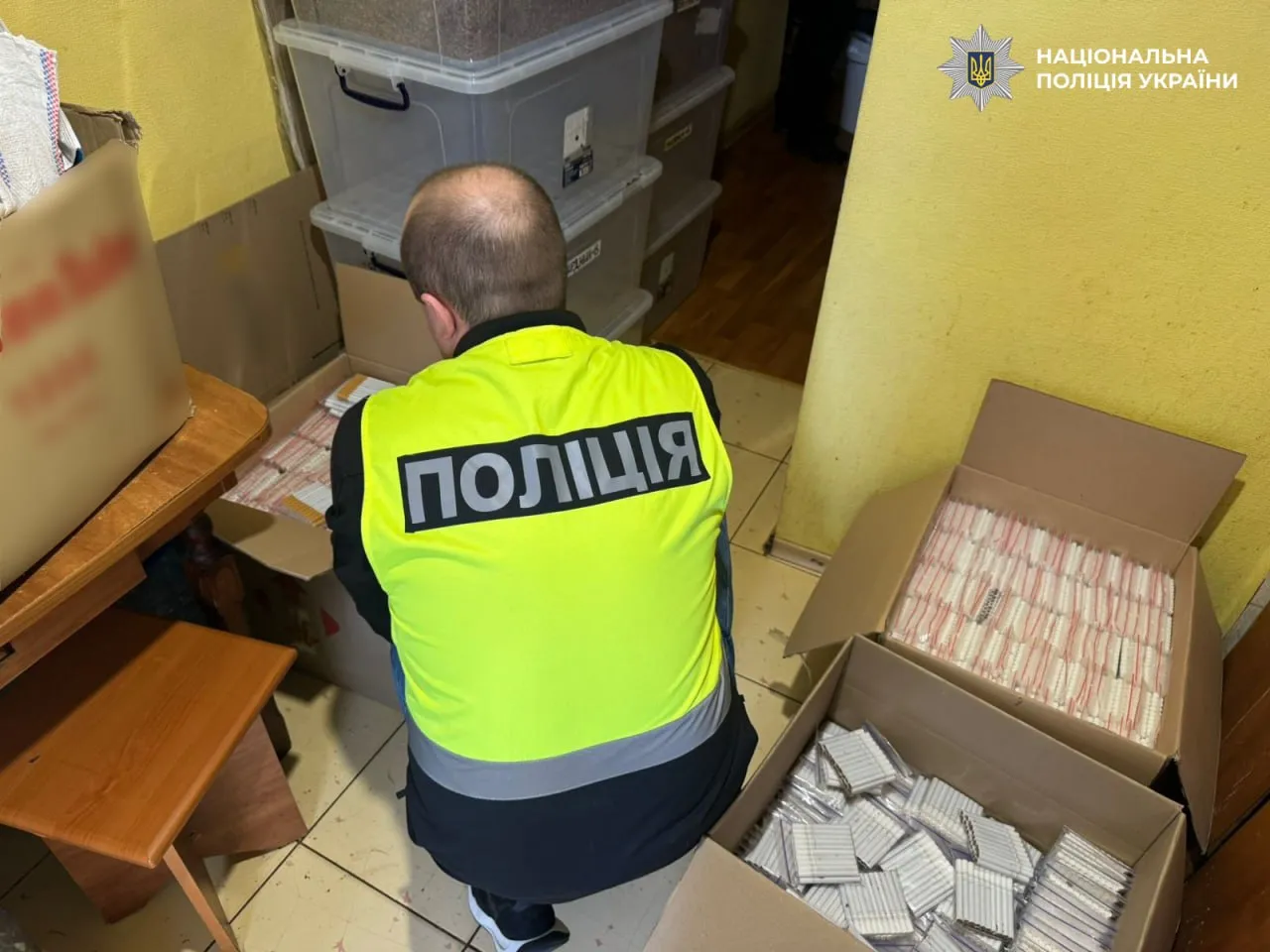 The National Police in the Kharkiv region have uncovered a large-scale operation involving the production and sale of counterfeit cigarettes