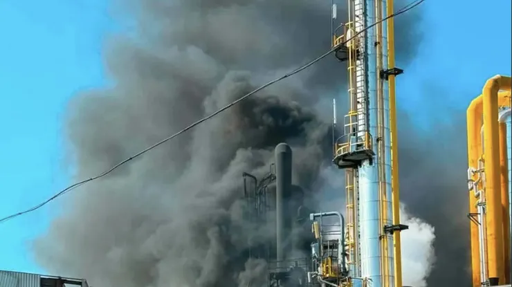 An explosion has occurred at a plant belonging to Hungary’s largest oil and gas company; there are casualties