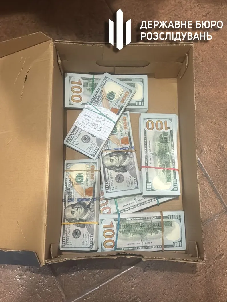 ДБР і Офіс Генпрокурора повідомили про підозру двом військовим у справі про збут 500 кг вибухівки