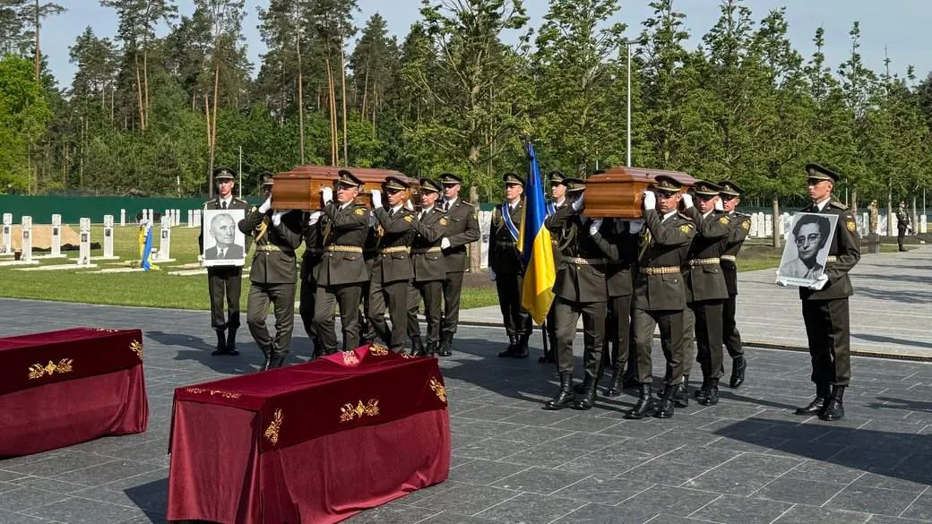 OUN leader Andriy Melnyk has been reburied at the National Military Memorial Cemetery