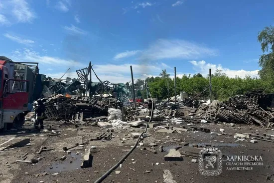 Російський удар по Дергачах забрав життя двох людей, ще 19 постраждали