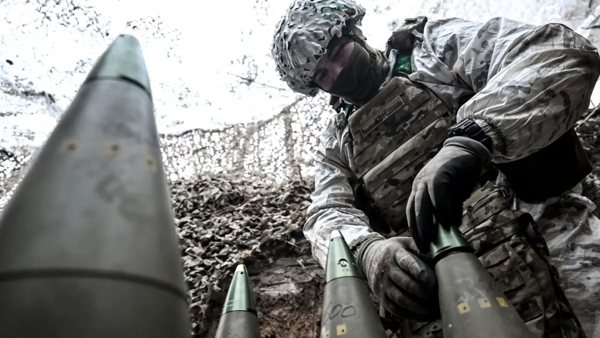 The number of participants in the Czech initiative to supply shells to Ukraine has halved