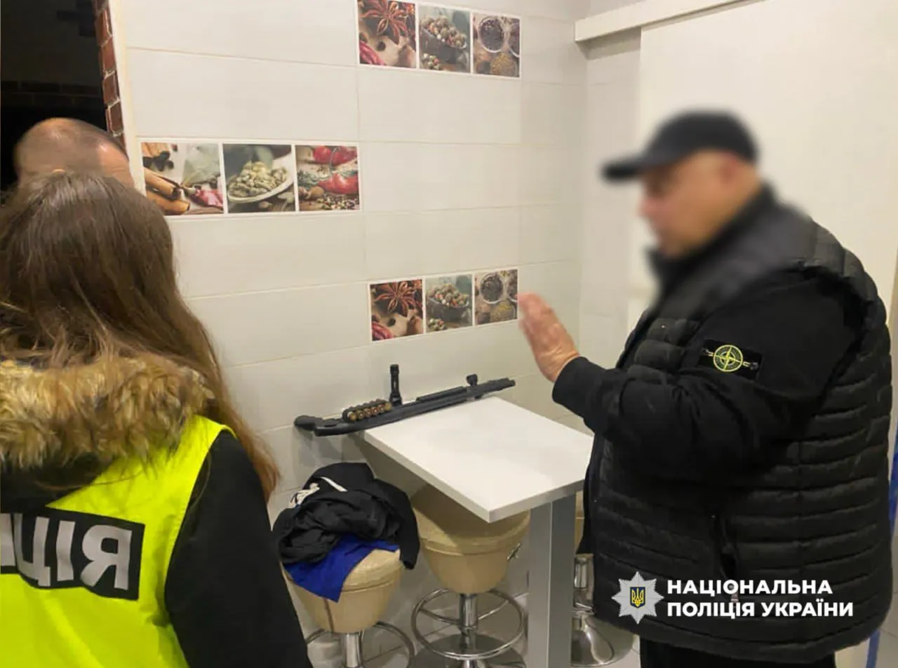 20 000 доларів за «непридатність» до служби: у Дніпрі судитимуть організаторів схеми