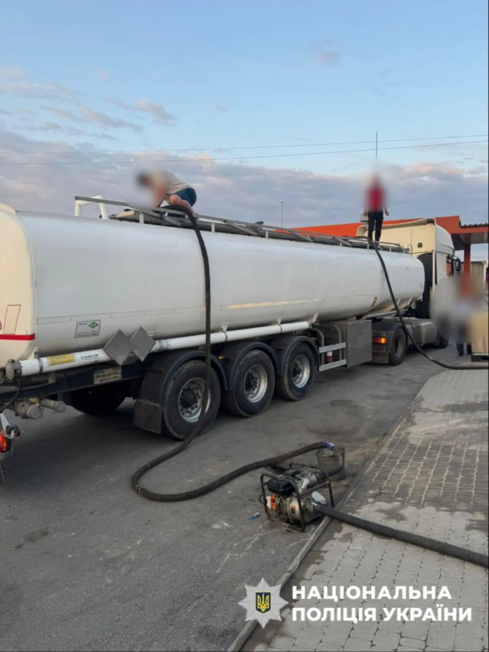 Five members of a gang are to stand trial in the Kyiv region for producing counterfeit fuel