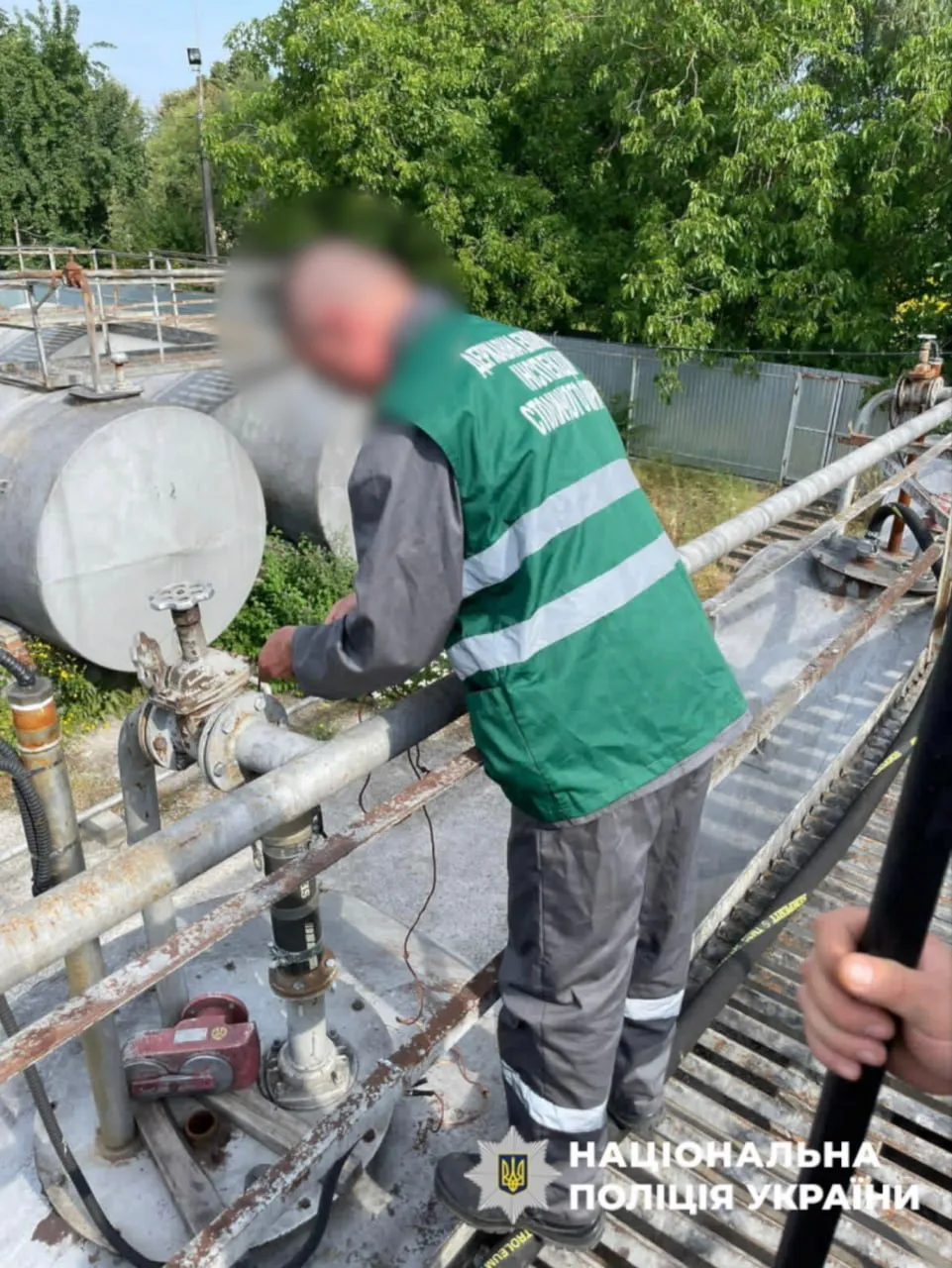 Five members of a gang are to stand trial in the Kyiv region for producing counterfeit fuel