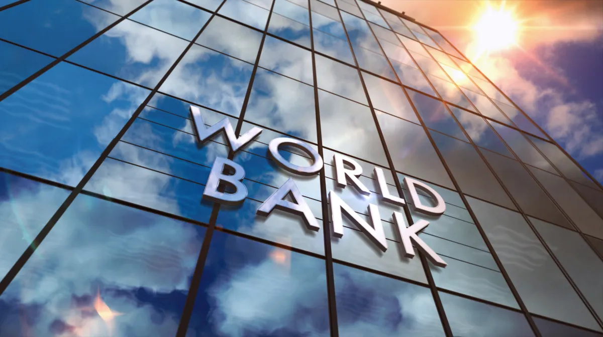 The World Bank has approved an $880 million social support project for Ukraine