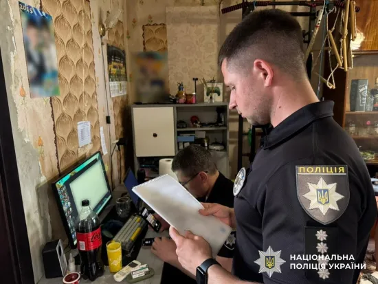 Ukrainian and Latvian law enforcement agencies have uncovered a fraudulent call centre that was arranging loans for Latvian citizens