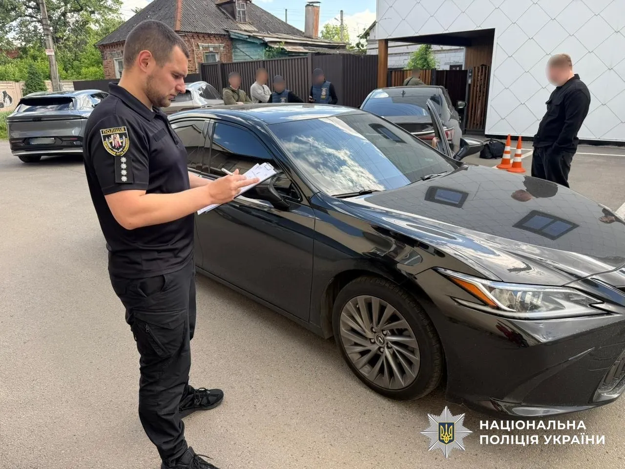 Ukrainian and Latvian law enforcement agencies have uncovered a fraudulent call centre that was arranging loans for Latvian citizens
