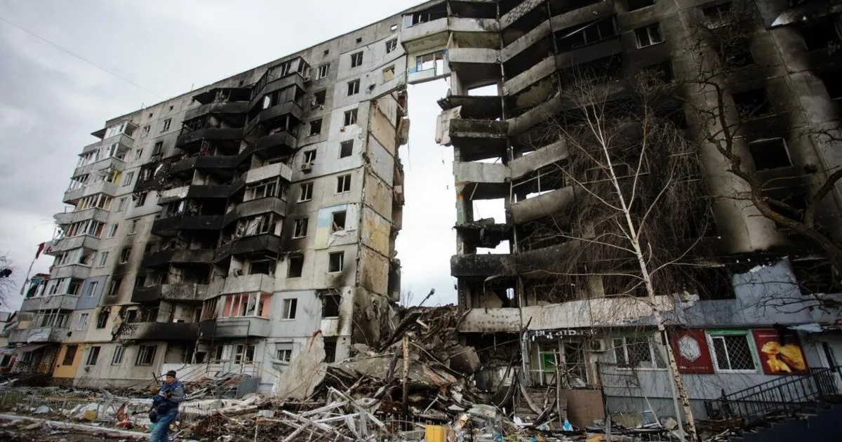 Foreign experts investigating Russian war crimes have stopped travelling to Ukraine — media outlets have cited the reason