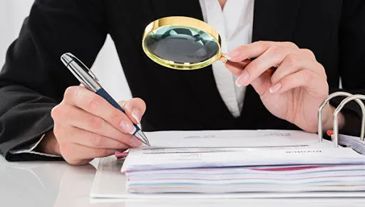 Why have forensic economic assessments become a problem for businesses, and how does this relate to Ukraine’s investment climate? 