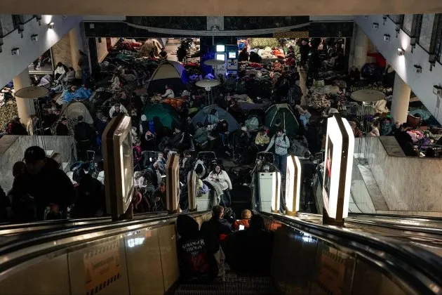 Can you take shelter in tents in the underground? The underground service has issued a reminder of the safety rules