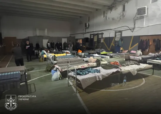 На Закарпатті трьом посадовцям ТЦК повідомили про підозру через незаконне утримання людей та жорстоке поводження