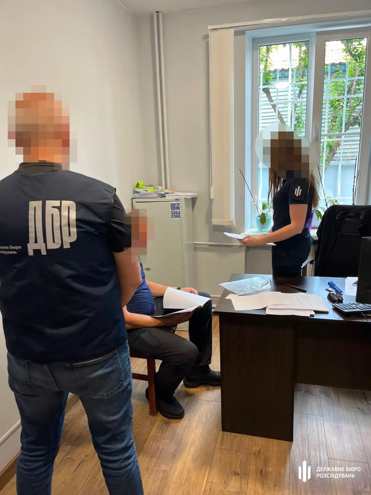 На Закарпатті трьом посадовцям ТЦК повідомили про підозру через незаконне утримання людей та жорстоке поводження