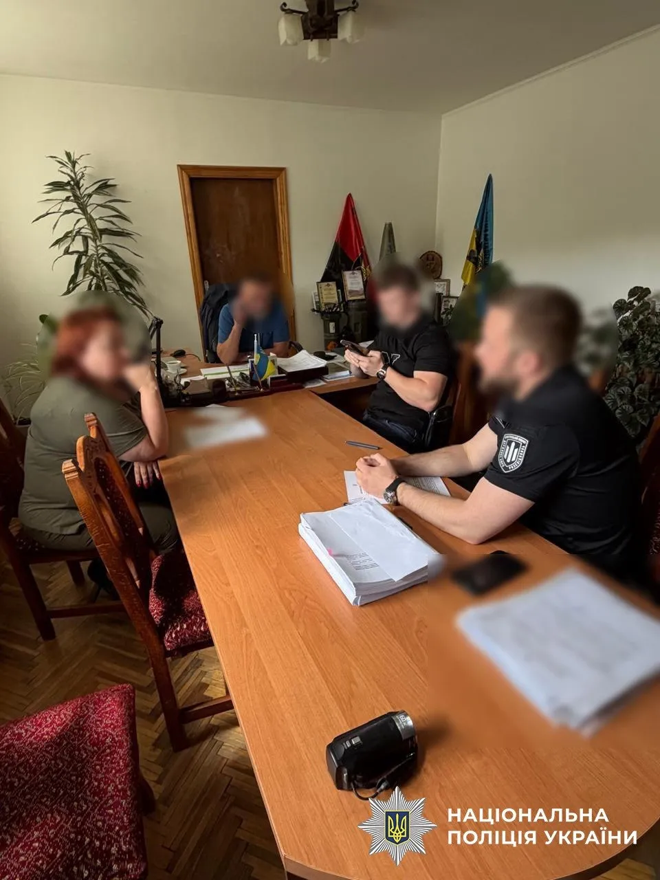 На Львівщині двом посадовцям лісгоспу оголосили підозру через знищення понад 20 тисяч дерев