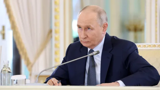 2 000 440 км². Путін заявив, що росія захопила в Україні територію, яка в чотири рази перевищує її загальну площу