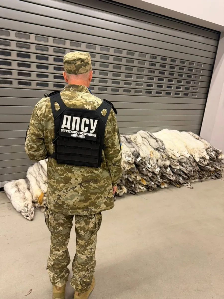 120 fox pelts were found on a bus travelling from Warsaw to Ivano-Frankivsk