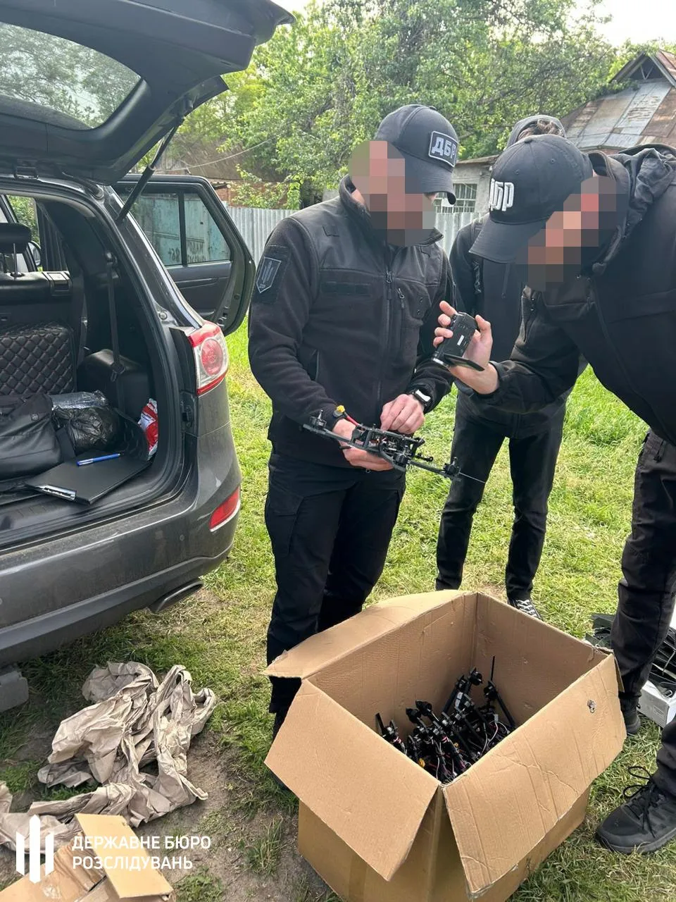 На Донеччині затримали військовослужбовця за підозрою у продажу дронів свого підрозділу (ВІДЕО)