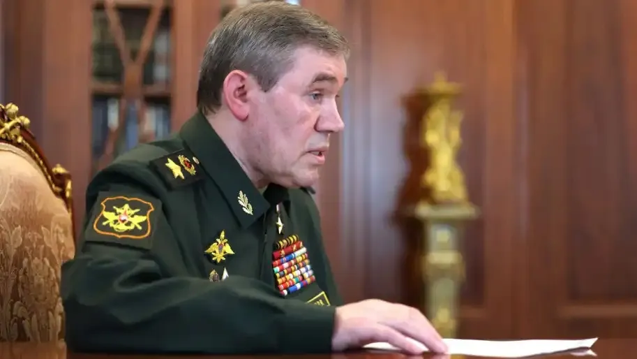 Росія через нестачу піхоти перекидає на штурми тиловий персонал