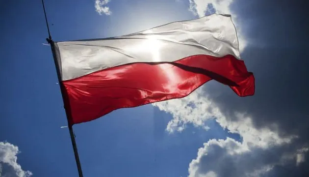 Рішення щодо підрозділу «імені Героїв УПА» погіршило ставлення до українців у 52% поляків — опитування