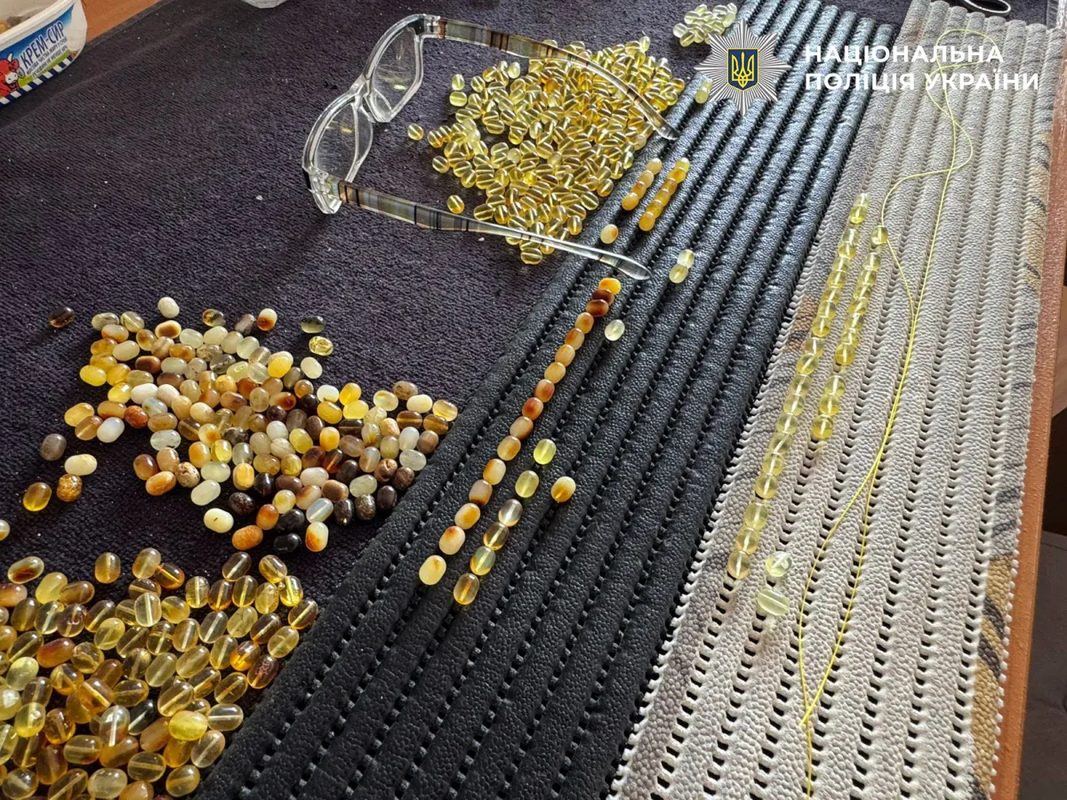 A large-scale amber smuggling operation has been uncovered in the Rivne region