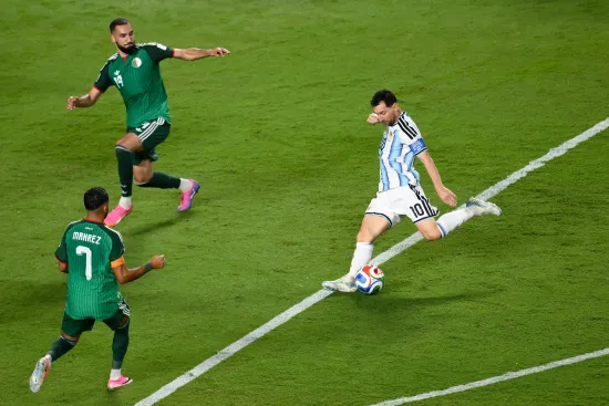 Argentina began their title defence at the 2026 World Cup with a victory over Algeria