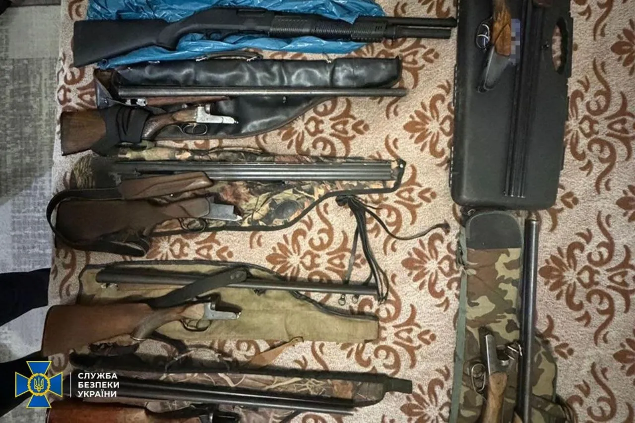 СБУ, ДБР та Нацполіція викрили чотири канали незаконного продажу зброї в Україні