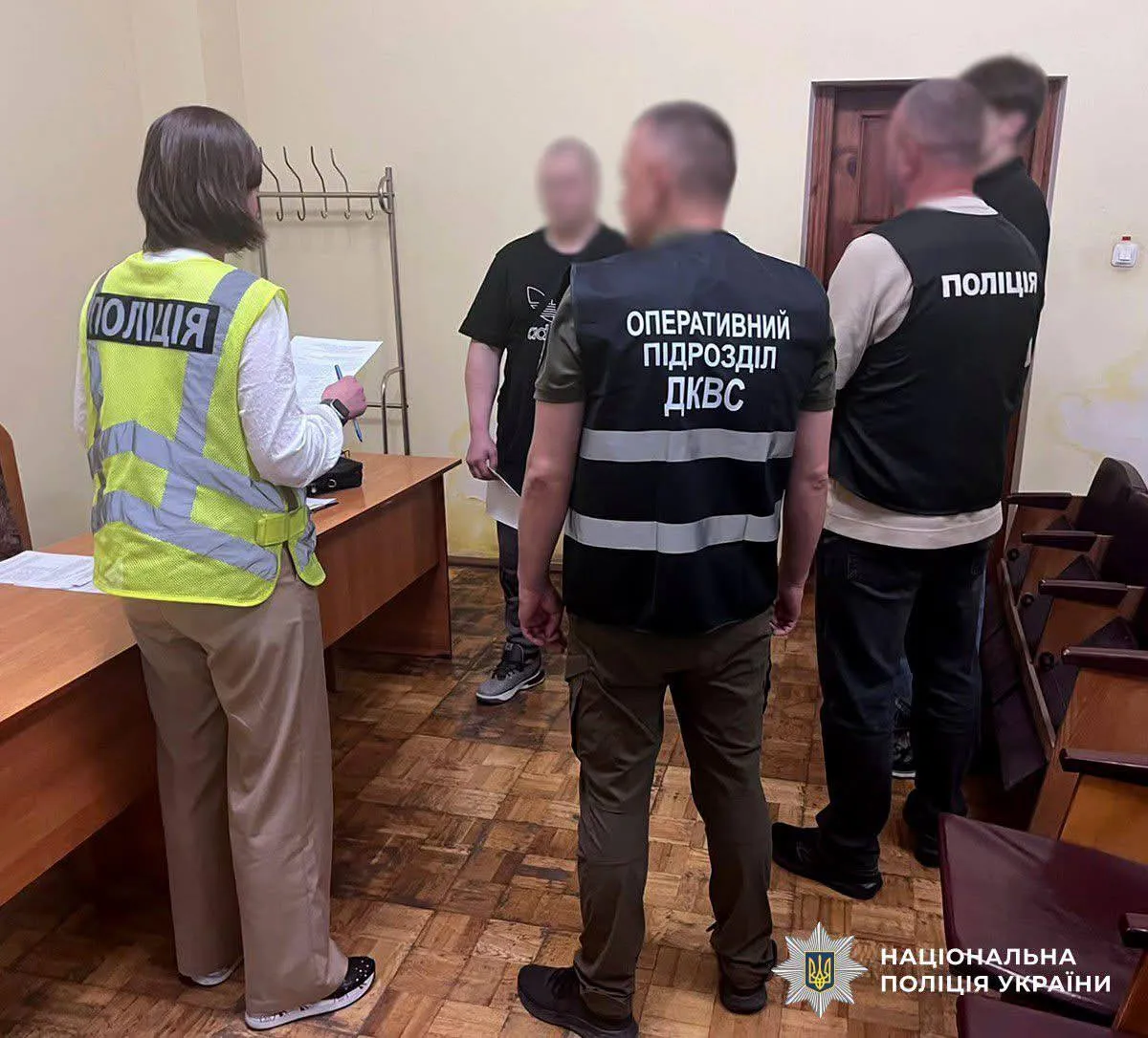 An extortion ring operating in a prison in Zhytomyr and run by prisoners serving life sentences has been uncovered
