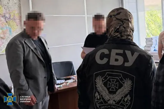 The management of the Kyiv Regional Road Administration has been exposed for a bribery scheme involving the leasing of state property