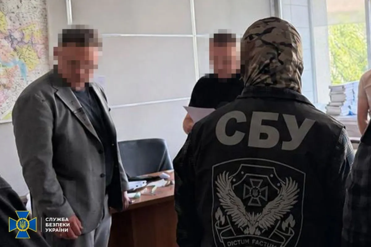 The management of the Kyiv Regional Road Administration has been exposed for a bribery scheme involving the leasing of state property