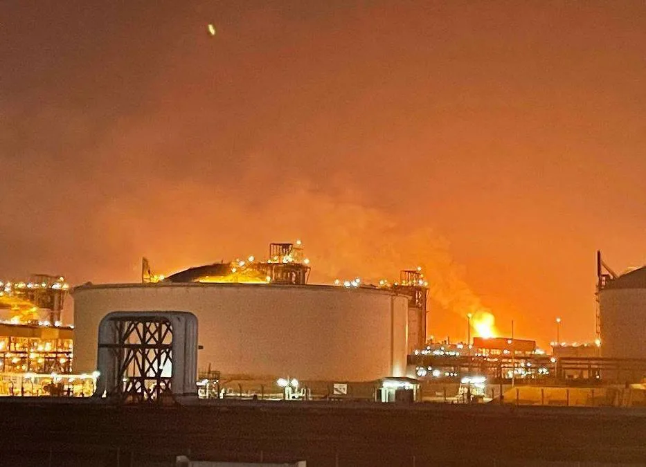 У Катарі стався вибух на газовому об’єкті в Рас-Лаффані, десятки постраждалих