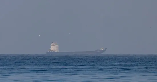 Україна повернула чотирьох своїх моряків із судна, яке у квітні затримав Іран в Ормузькій протоці