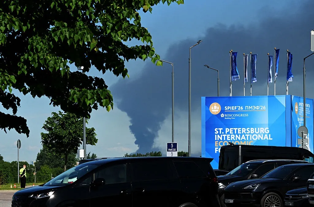 Українські удари знищили біля Петербурга понад 60 тисяч тонн боєприпасів – Зеленський