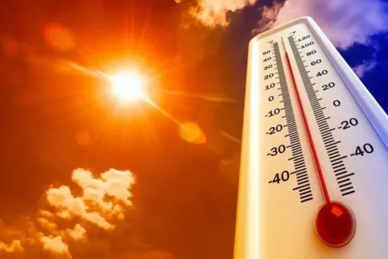 Спека в Україні посилиться до +35: які області нагріє першими