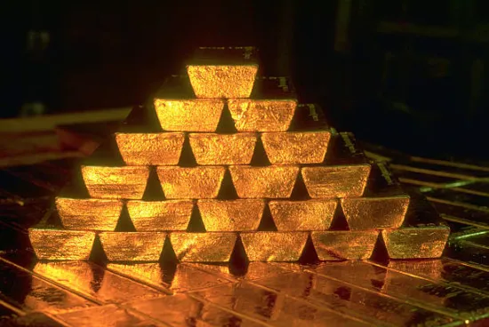 Gold has fallen below $4,000 an ounce for the first time since November – a three-year rally has come to a halt